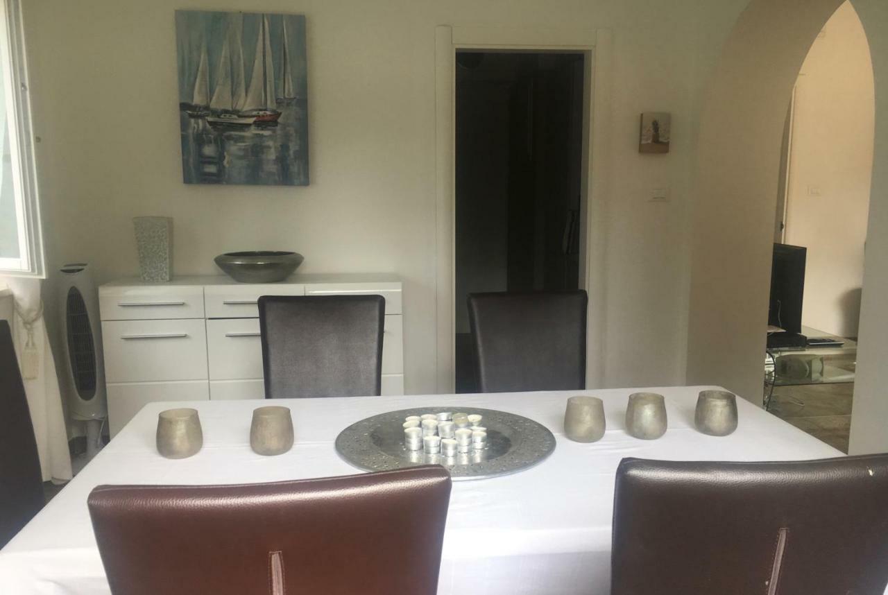 Villa Rosa Marina Buitenkant foto